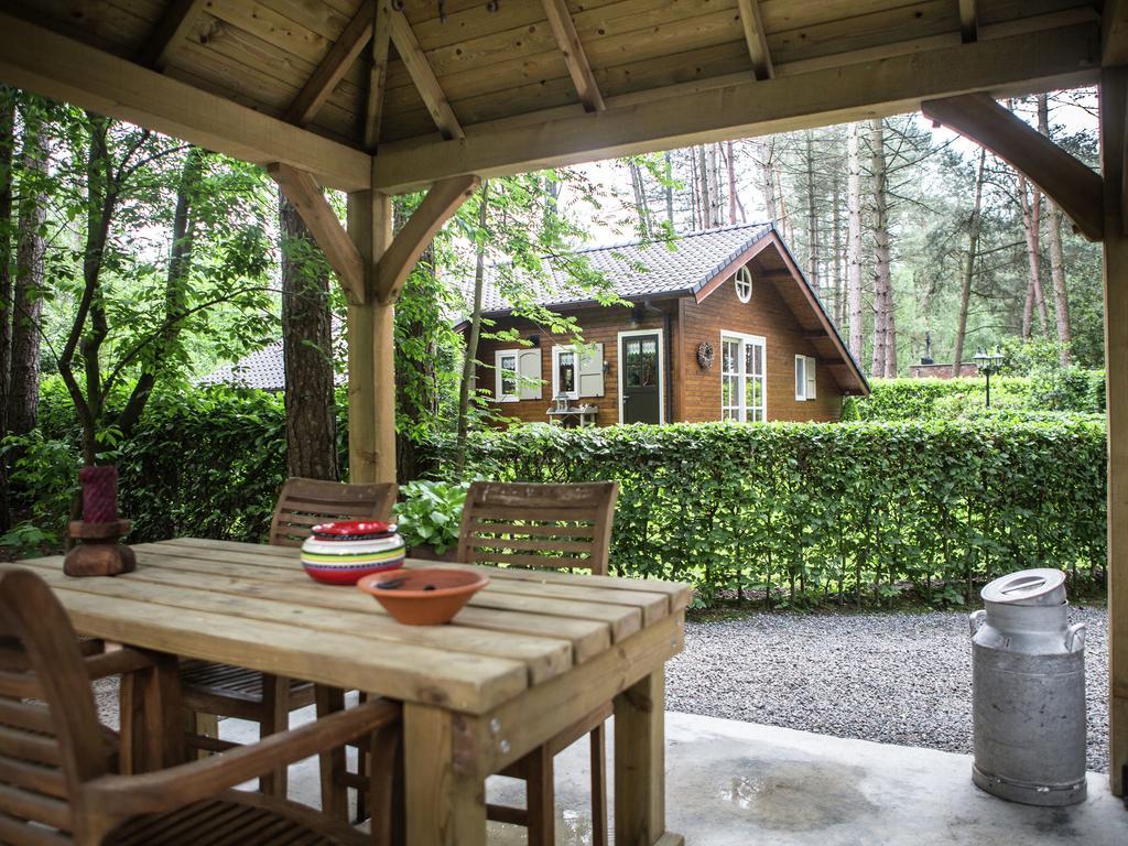 Vila Luxurious Chalet In Oud Turnhout With Large Garden Oud-Turnhout Exteriér fotografie