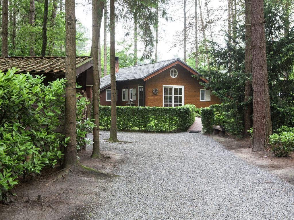 Vila Luxurious Chalet In Oud Turnhout With Large Garden Oud-Turnhout Exteriér fotografie