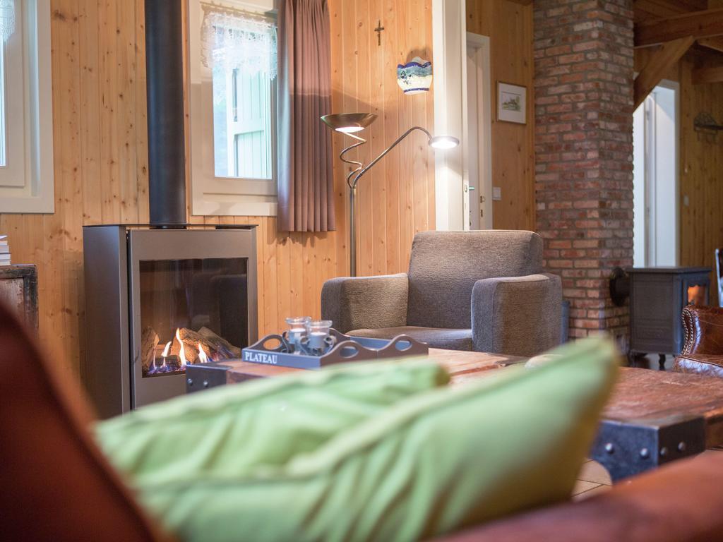 Vila Luxurious Chalet In Oud Turnhout With Large Garden Oud-Turnhout Exteriér fotografie